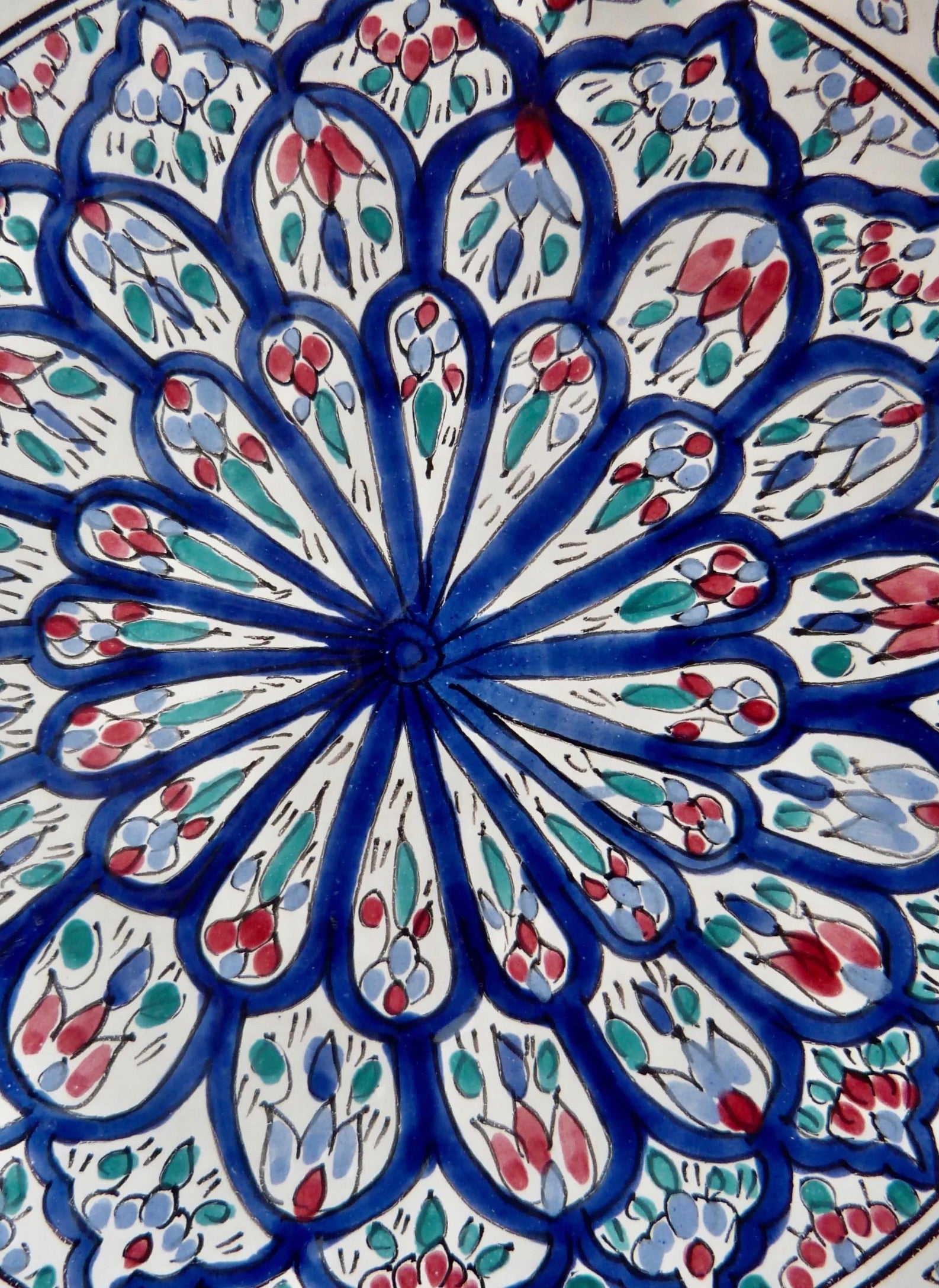 Set de trois plats en céramique peinte espagnole - ⌀ 23, 26 et 32 cm