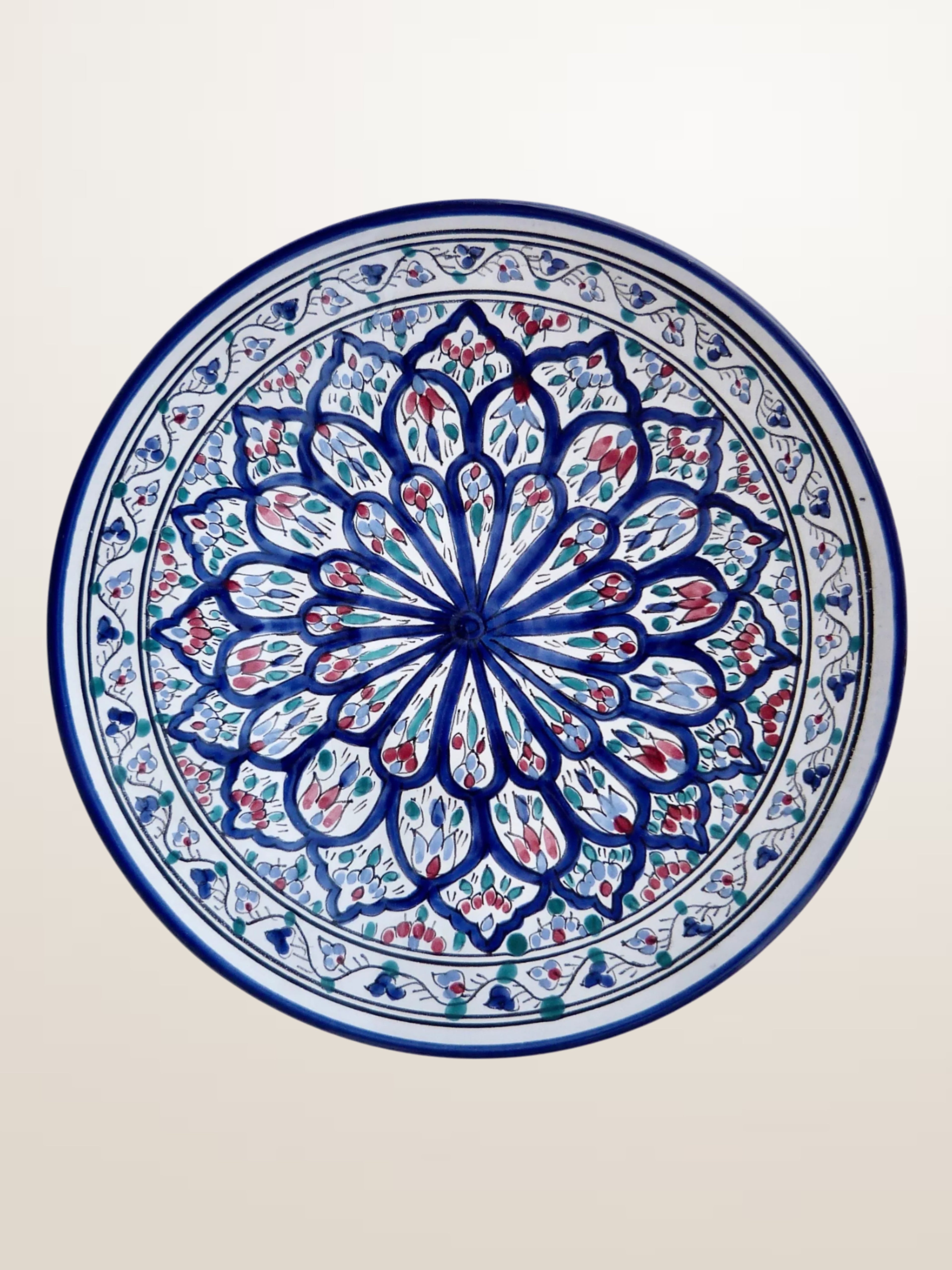 Set de trois plats en céramique peinte espagnole - ⌀ 23, 26 et 32 cm