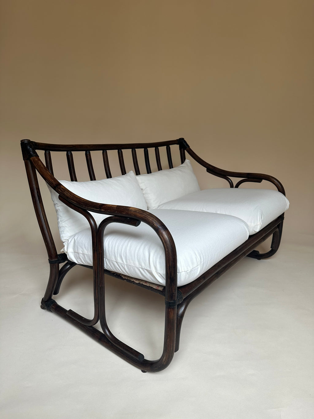 Banquette en rotin deux places