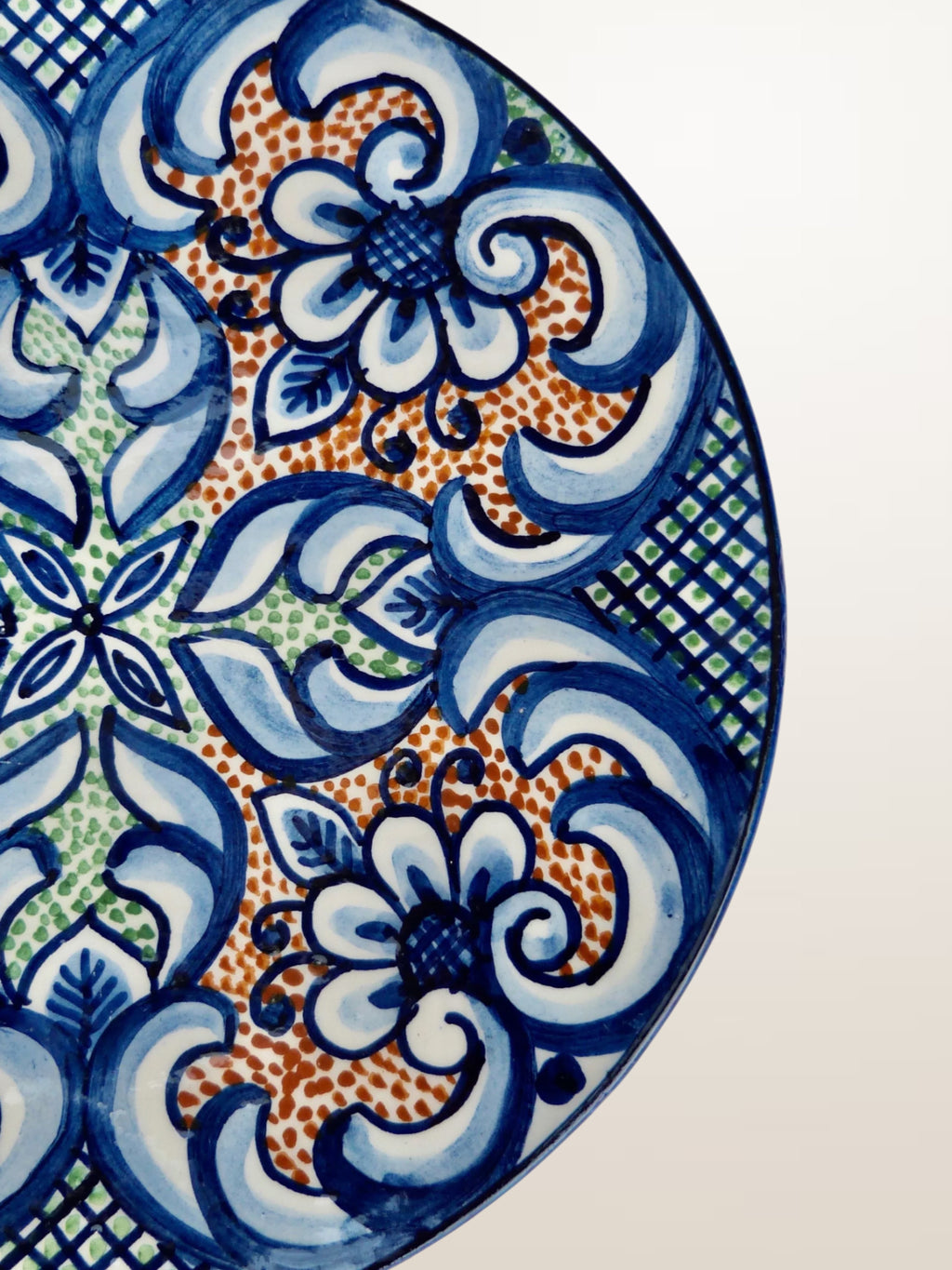 Set de trois plats en céramique peinte espagnole - ⌀ 23, 26 et 32 cm