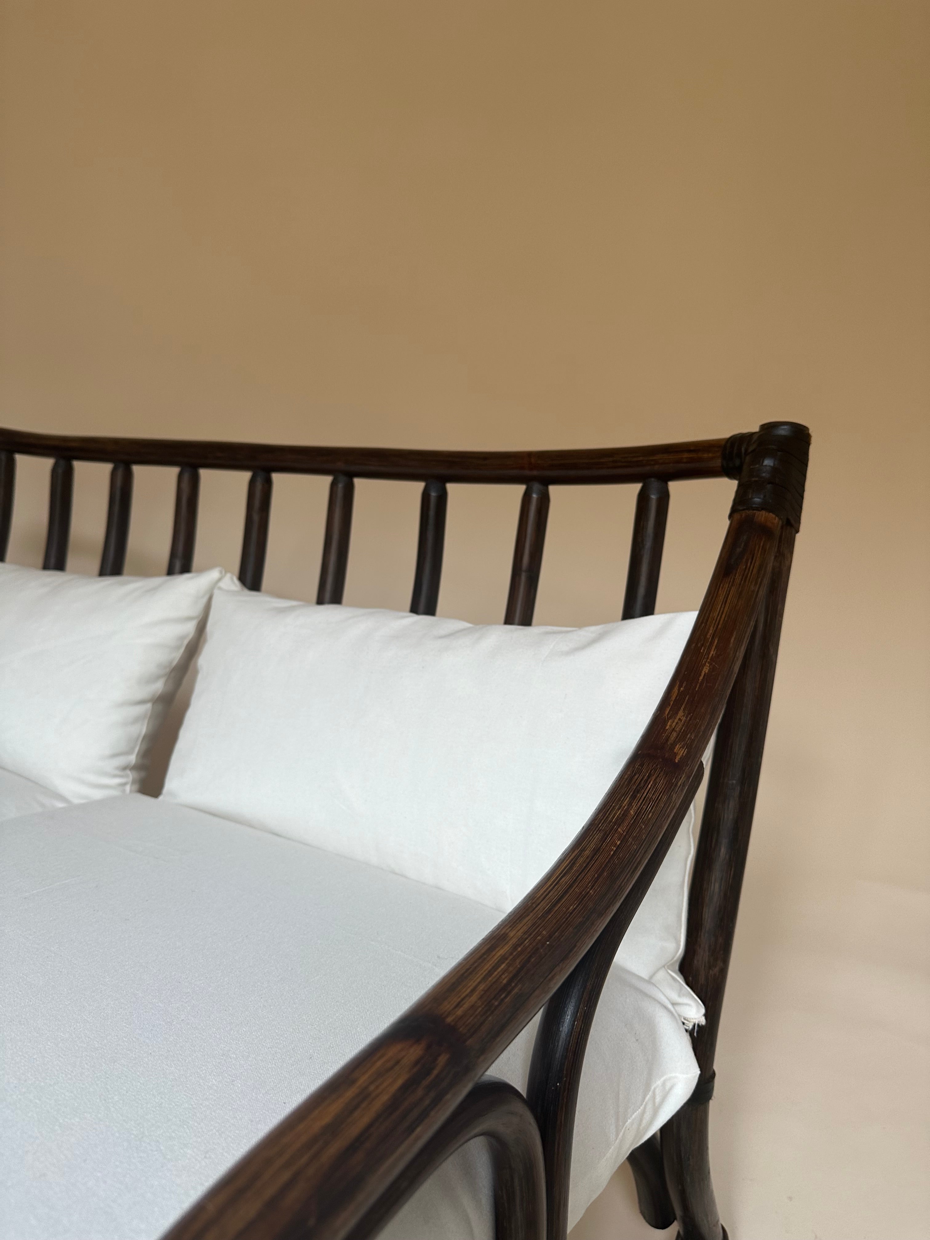 Banquette en rotin deux places