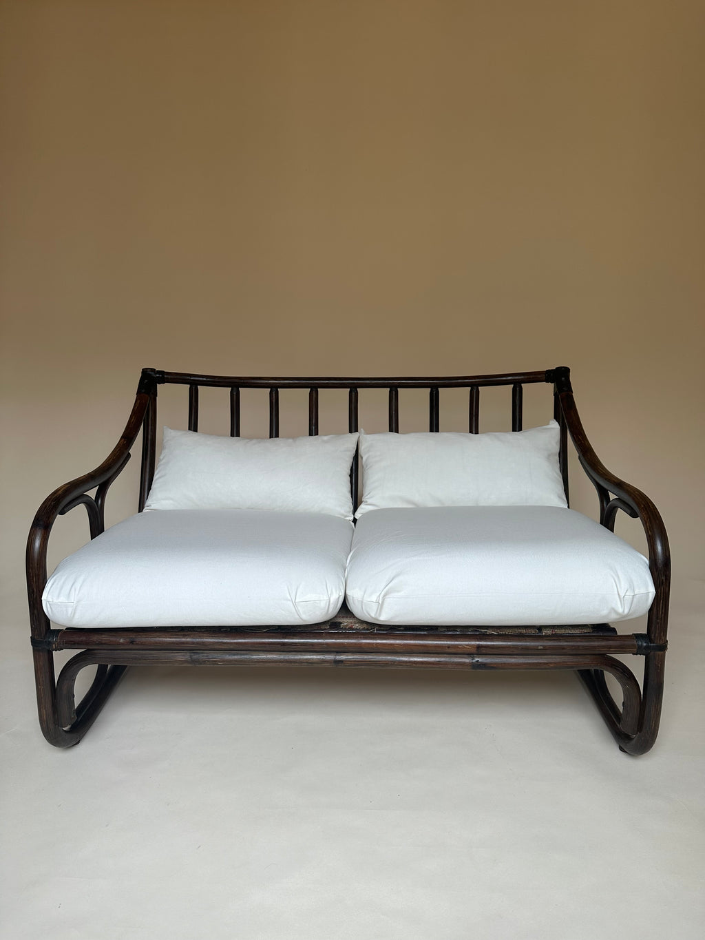 Banquette en rotin deux places