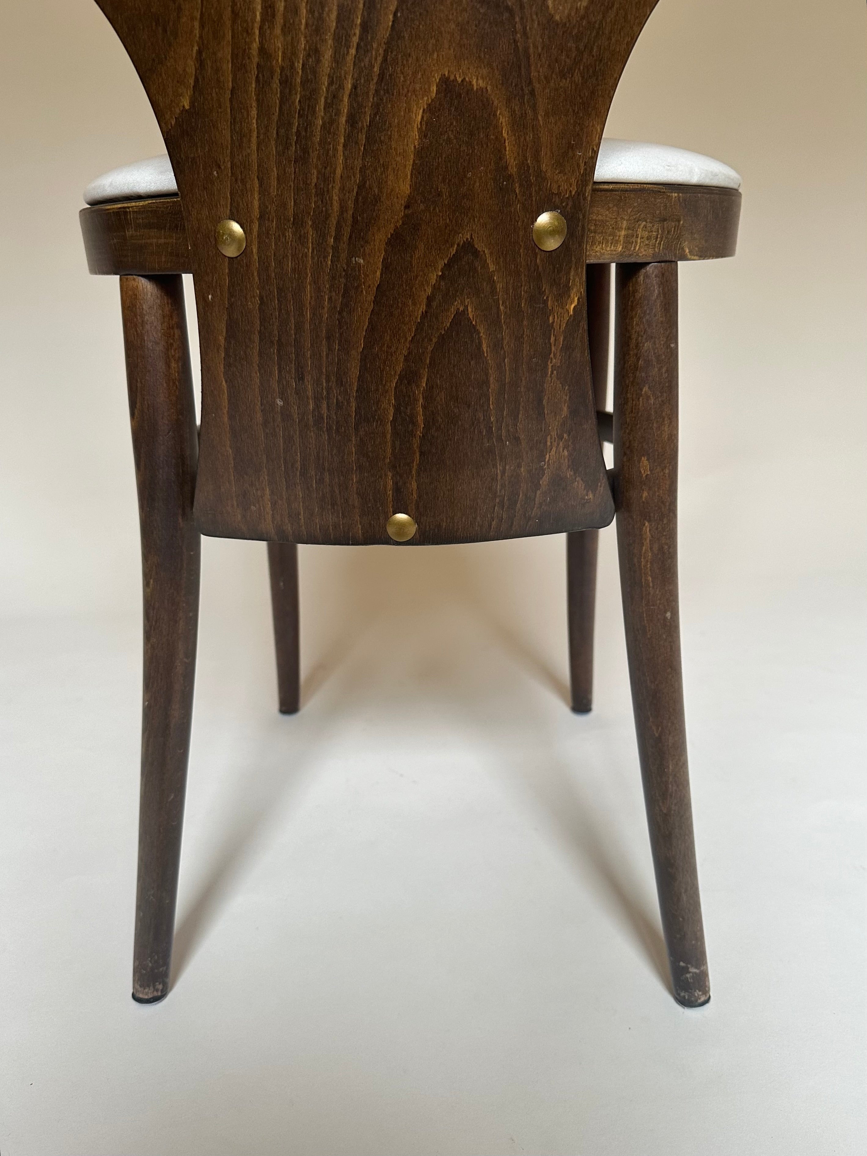 Set de six chaises Mouette attr. à Baumann