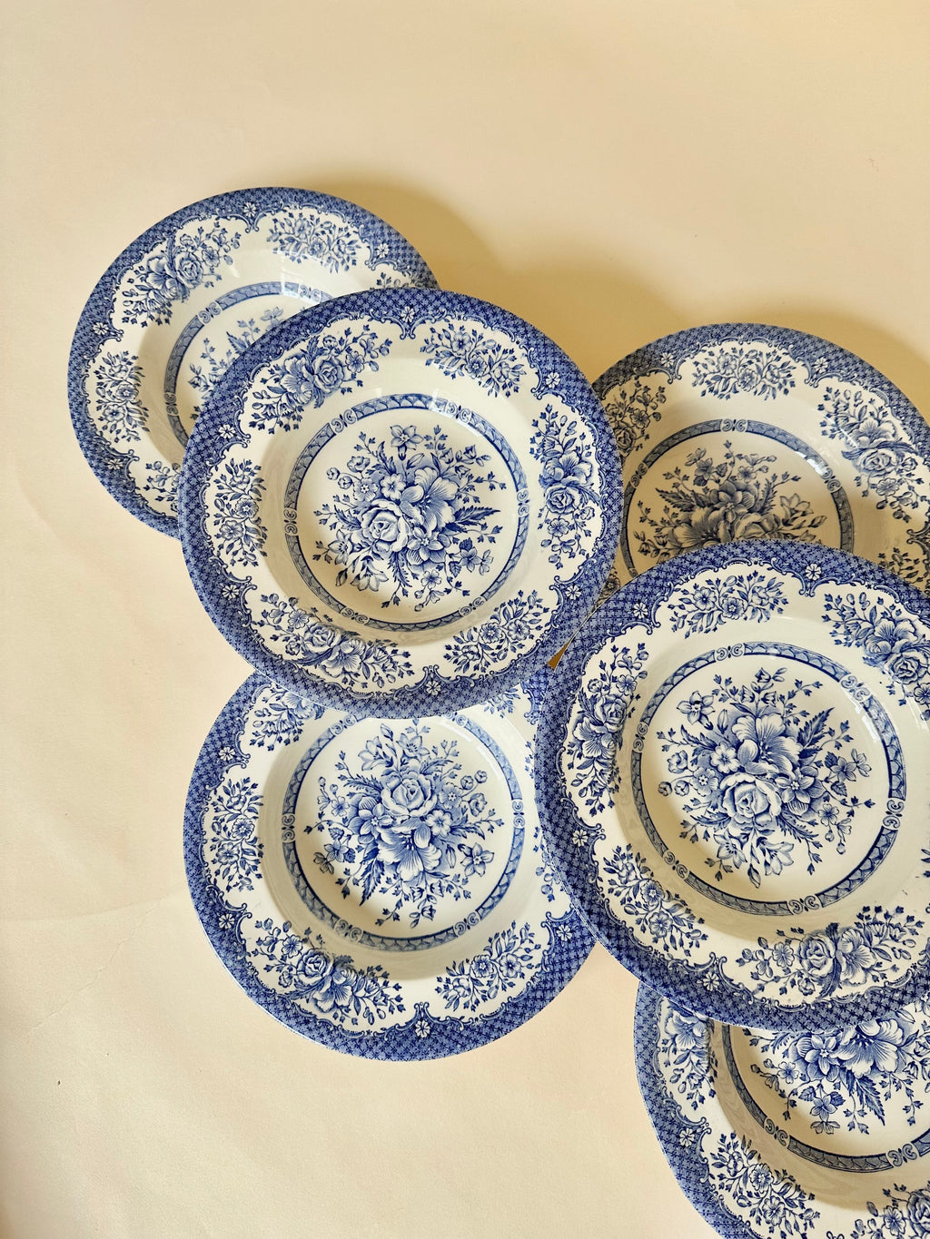 Set de six assiettes creuses anglaises, en céramique ironstone, motifs fleurs