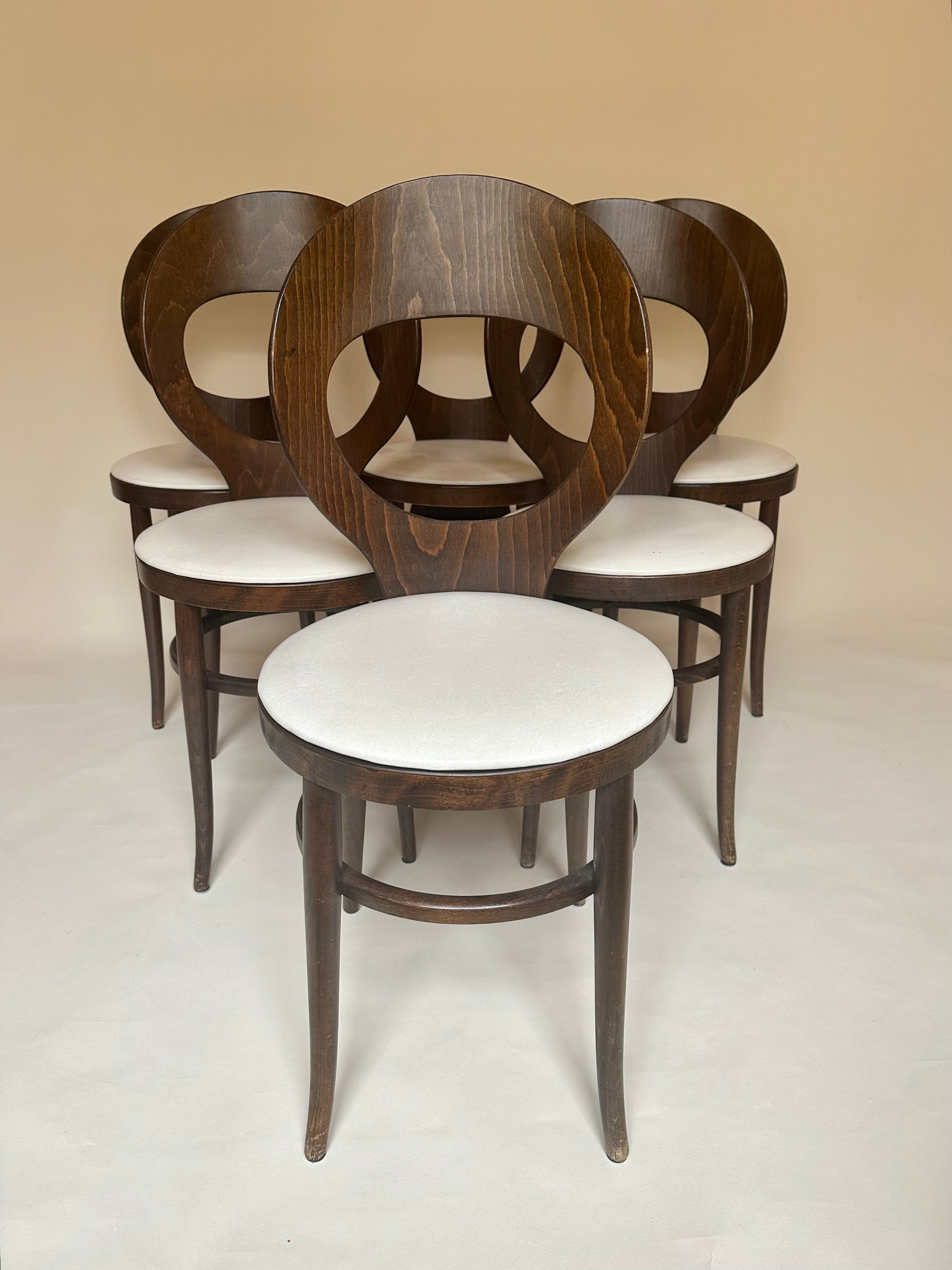 Set de six chaises Mouette attr. à Baumann