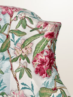 Fauteuil crapaud style Napoléon III, tissu fleuri avec coussin