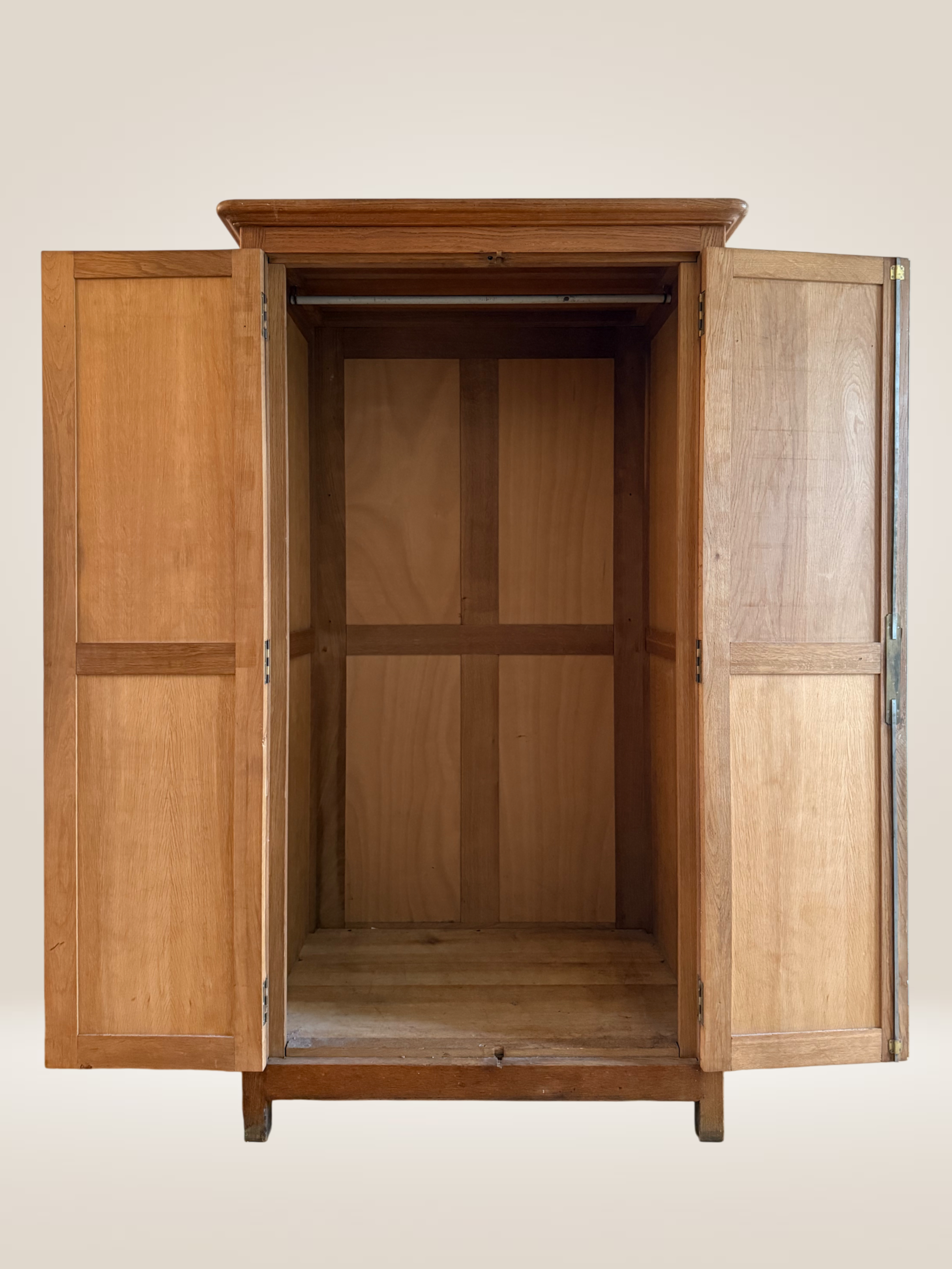 Armoire à deux portes