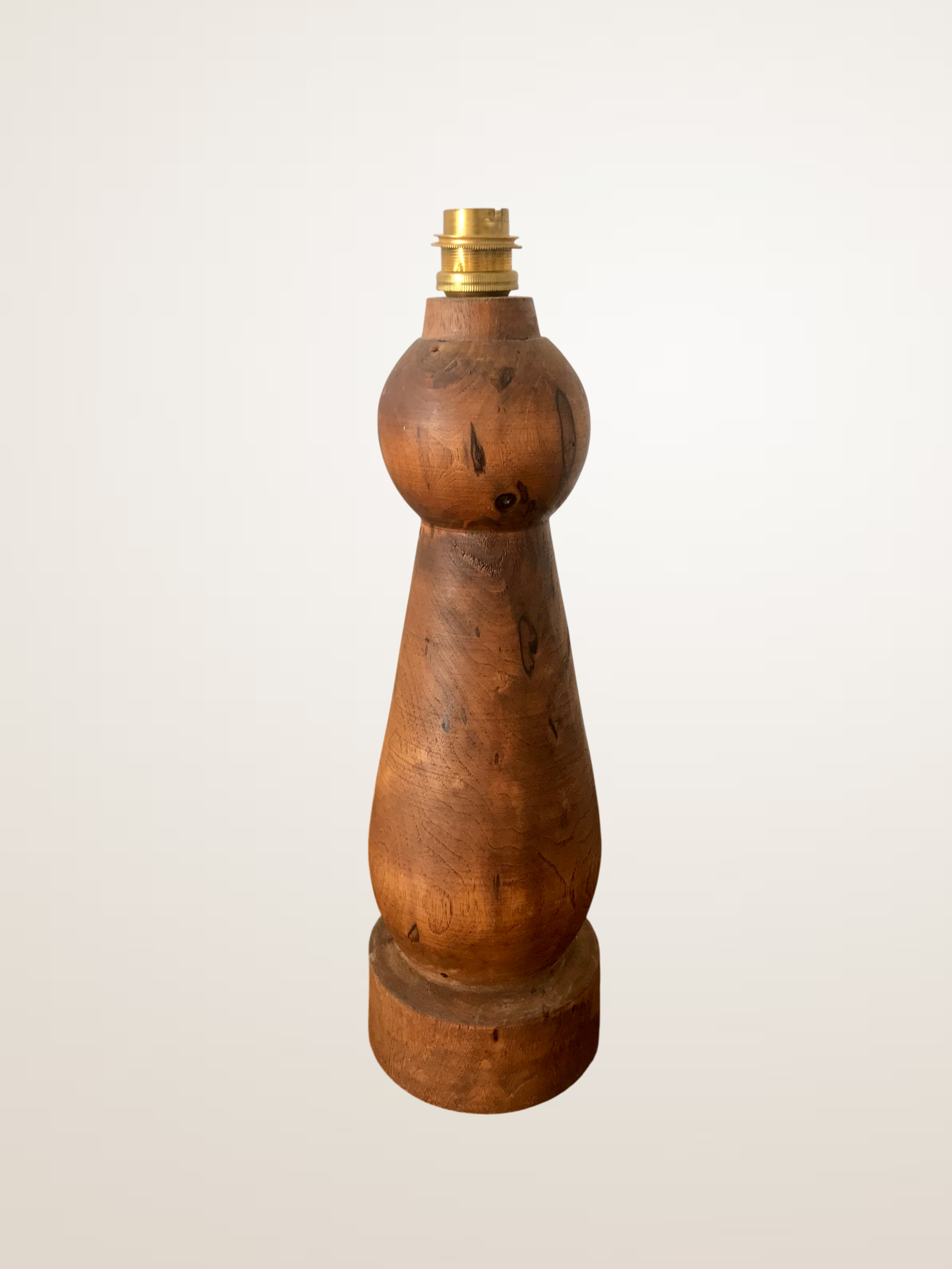 Lampe en bois avec abat-jour en lin