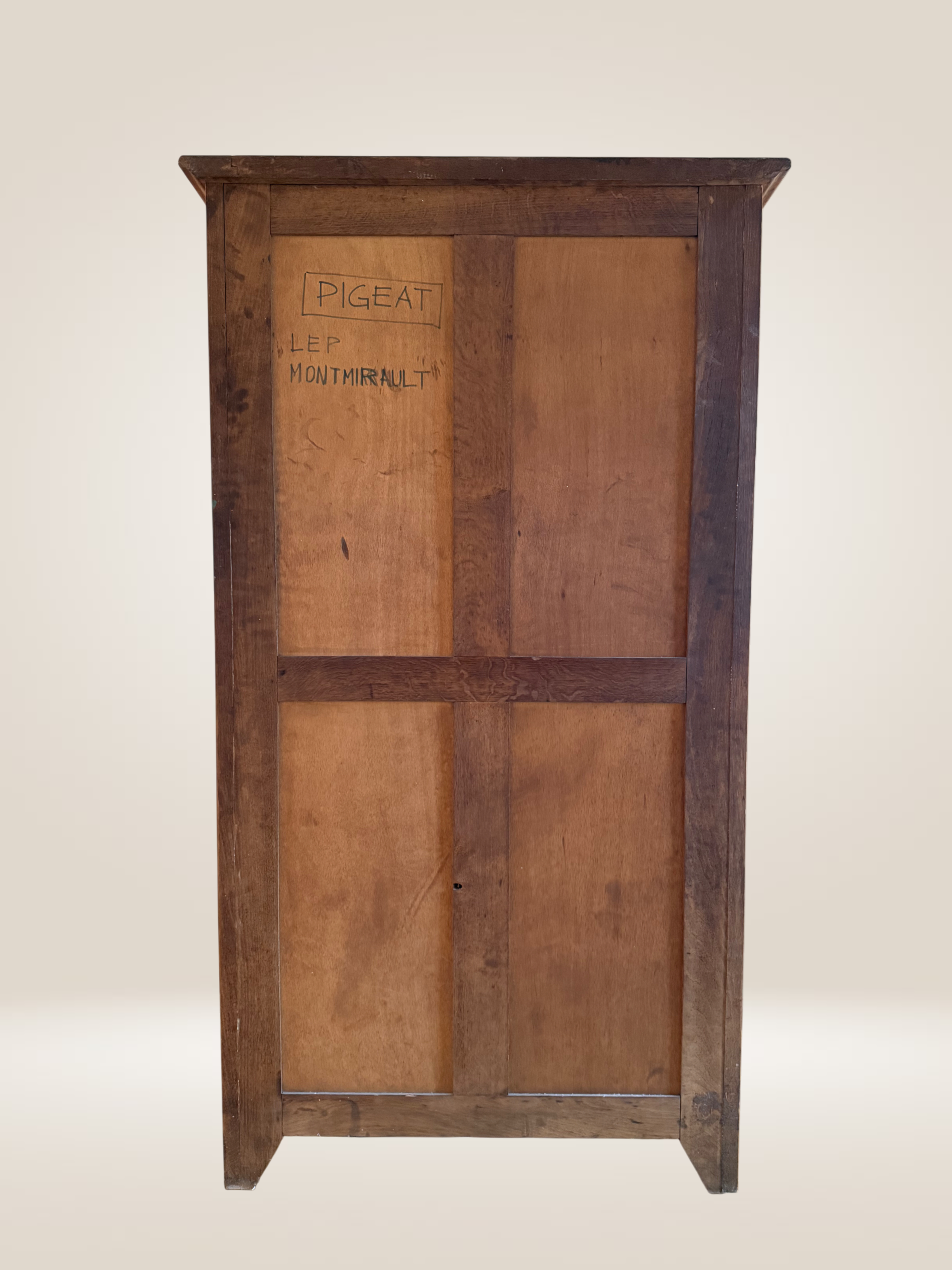 Armoire à deux portes