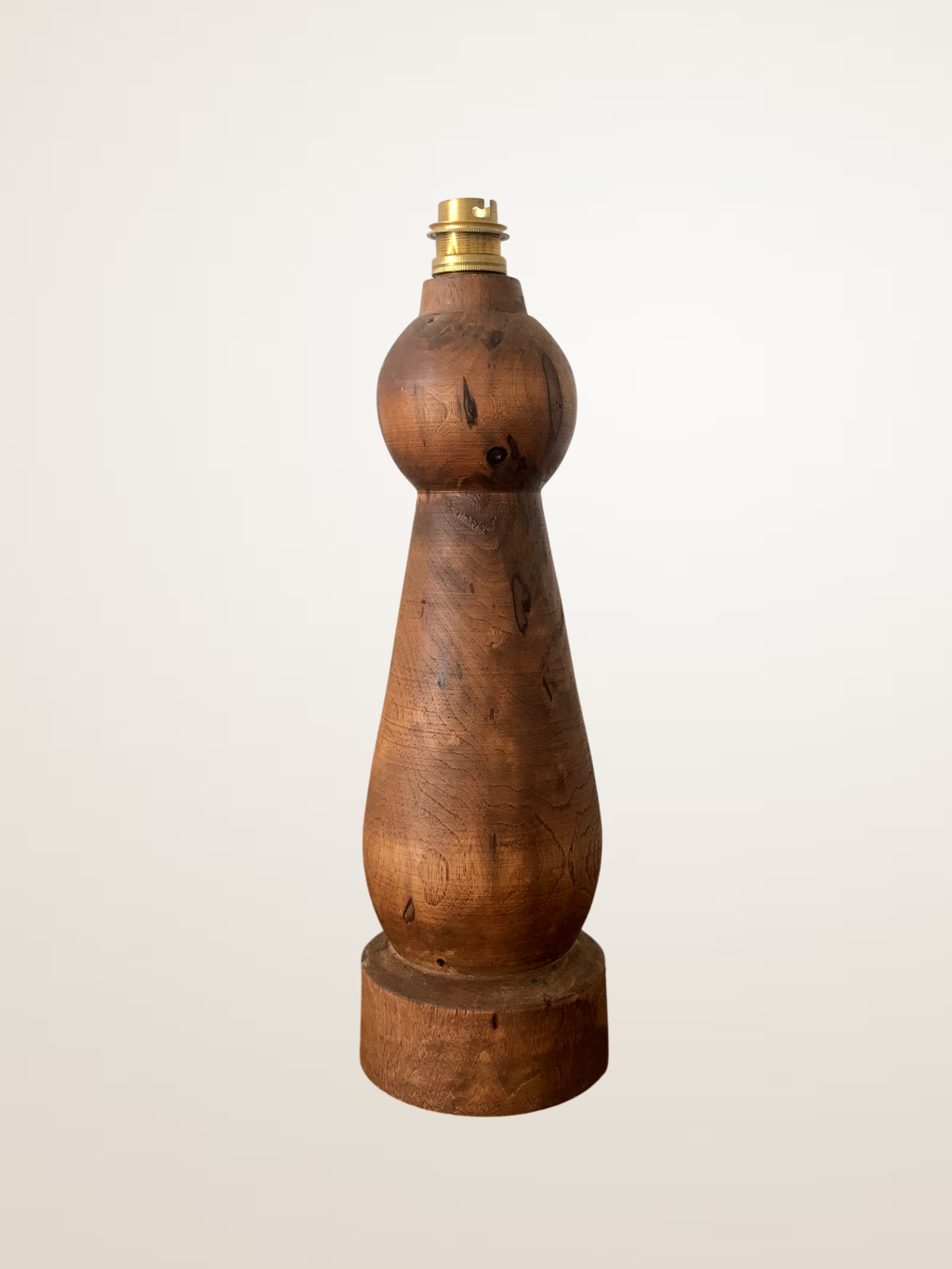 Lampe en bois avec abat-jour en lin