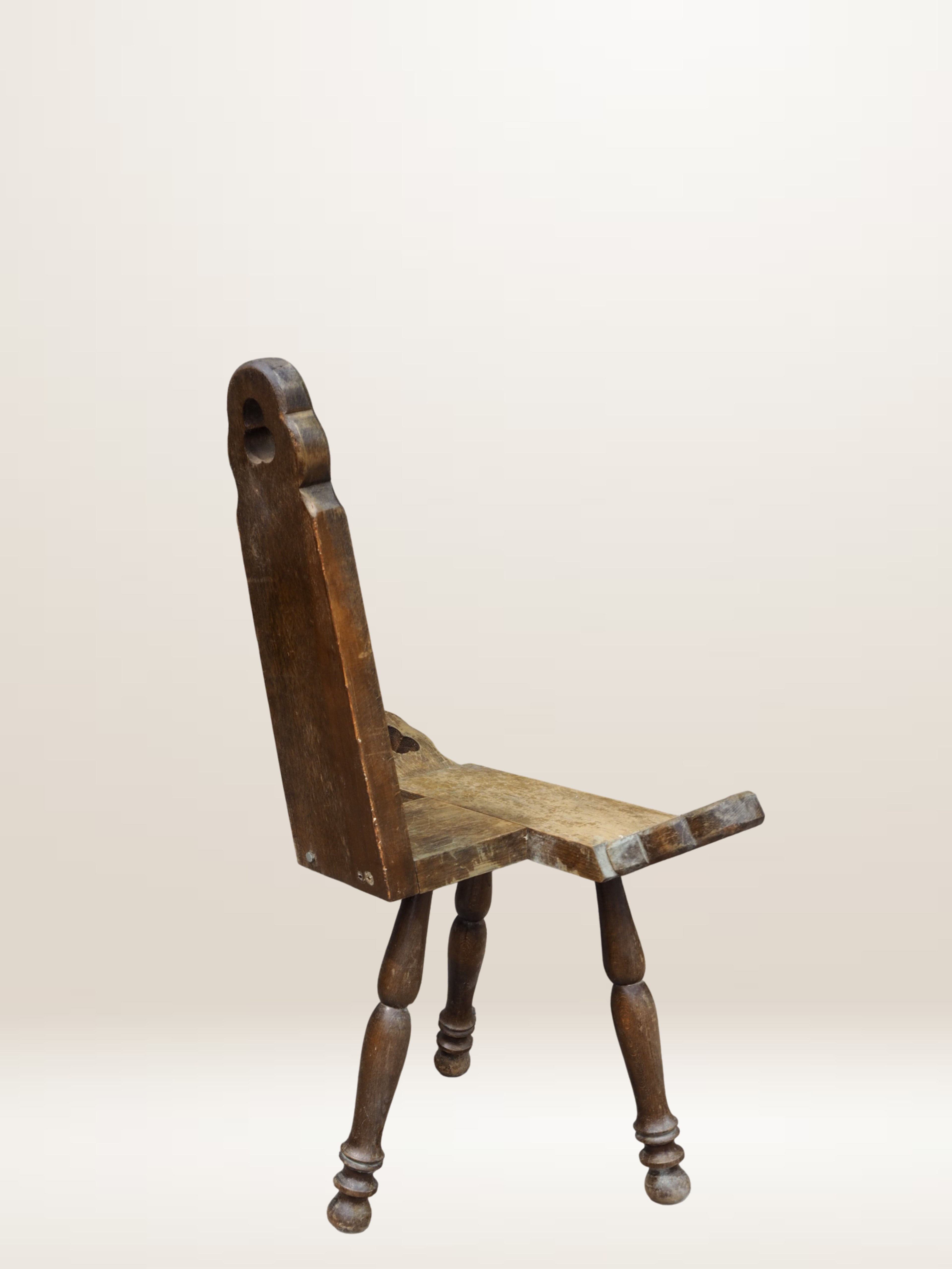 Chaise paysanne tripode en bois