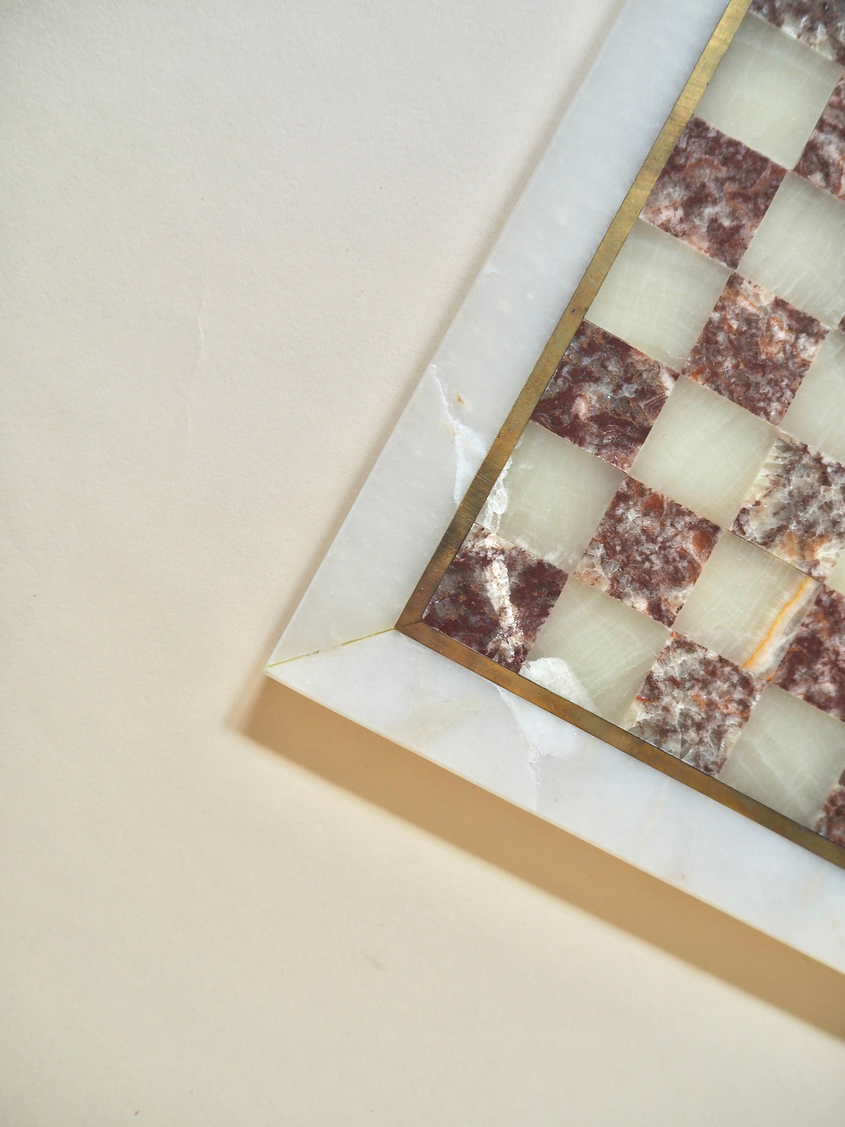 Jeu d'échecs en onyx et marbre