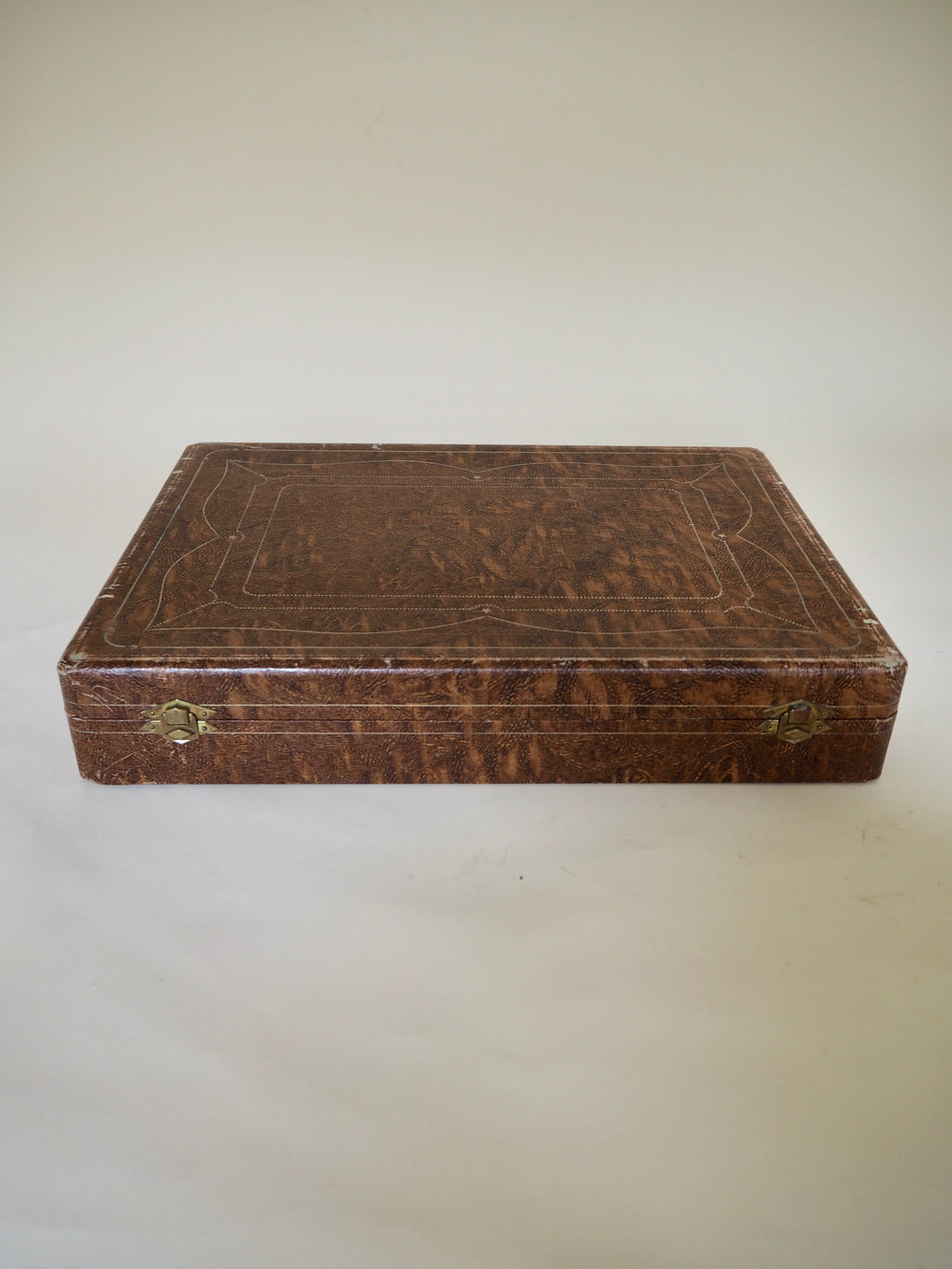 Ménagère de table en os et nacre