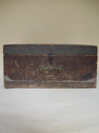 Ancienne caisse d’atelier en bois