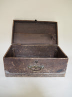 Ancienne caisse d’atelier en bois