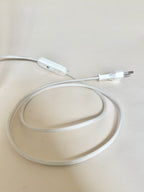 Lampe en travertin avec abat-jour rond en lin