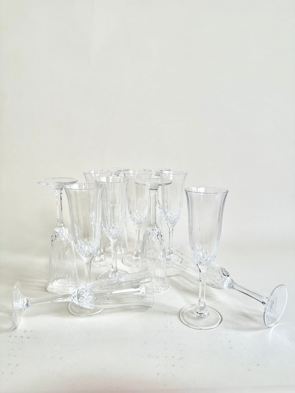 Set de 12 flûtes à champagne en cristal