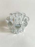 Bougeoir en verre moulé