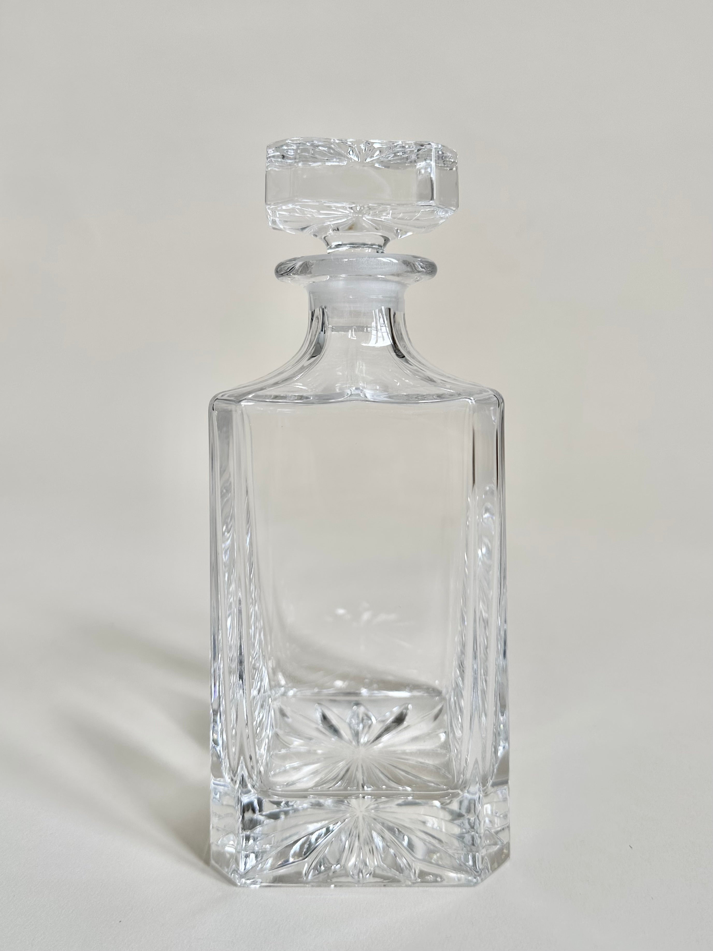 Carafe à whisky en cristal taillé