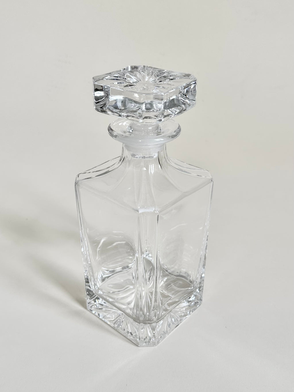 Carafe à whisky en cristal taillé