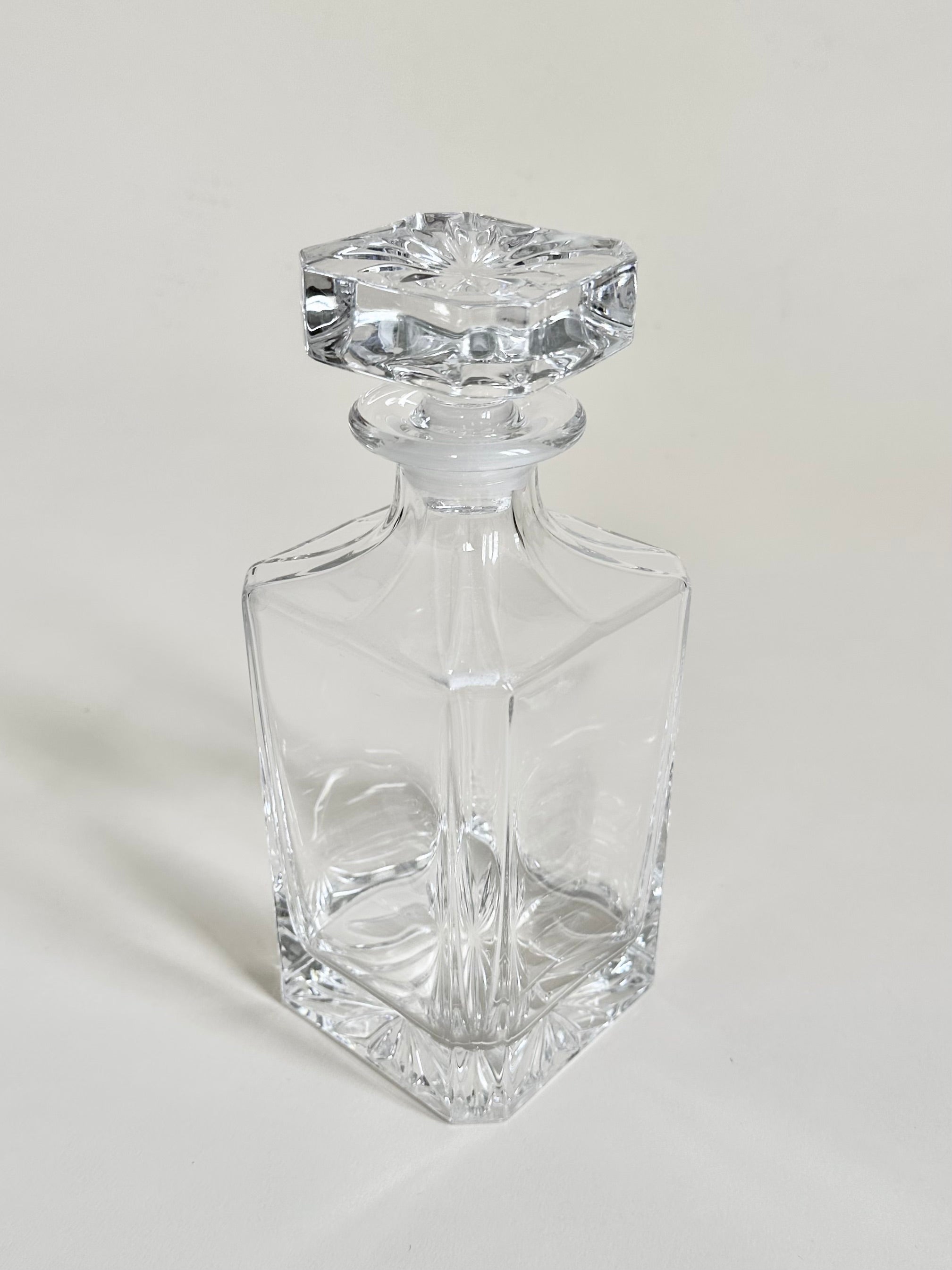 Carafe à whisky en cristal taillé