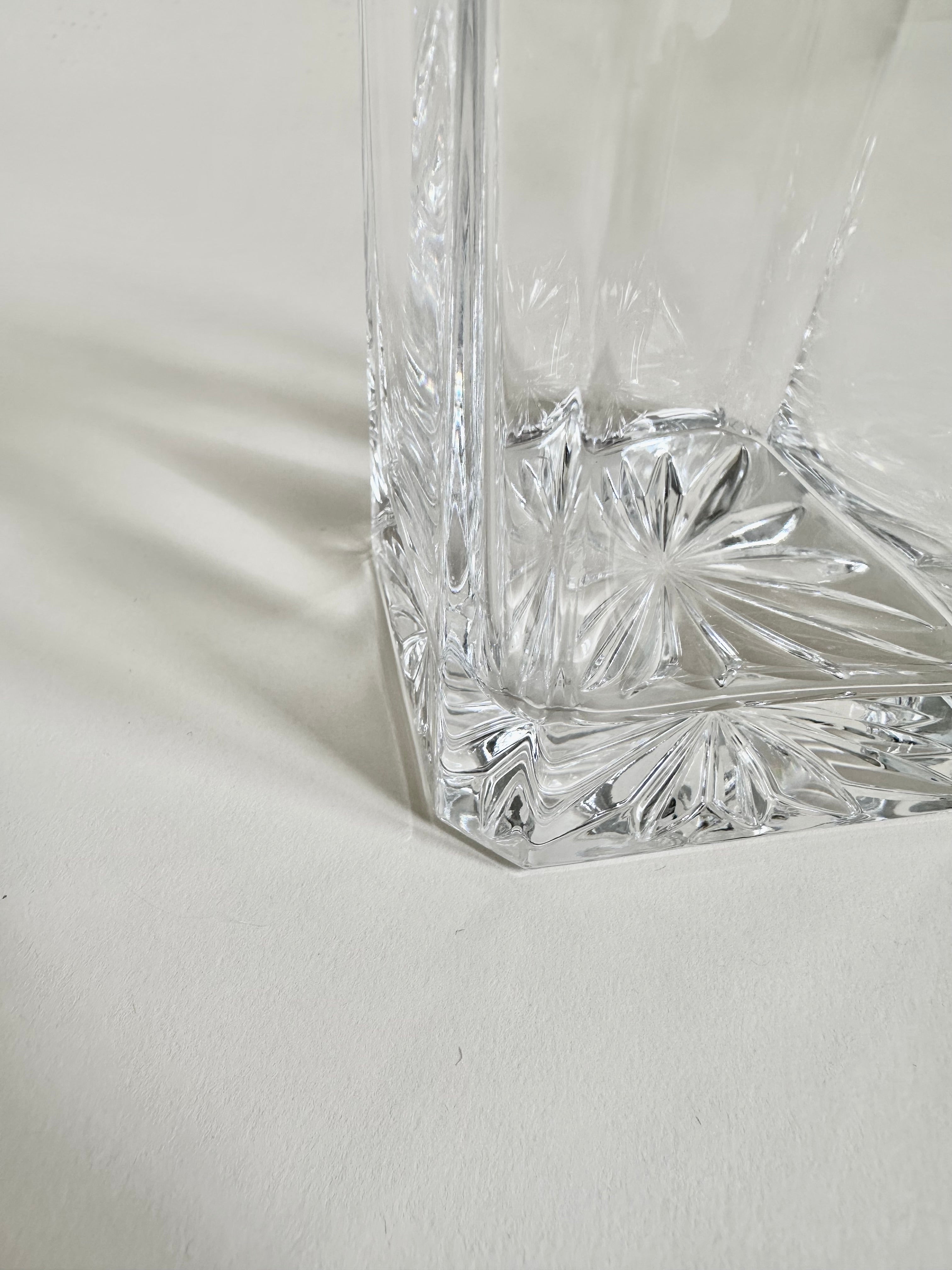 Carafe à whisky en cristal taillé