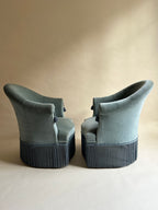 Fauteuils crapauds en velours bleu