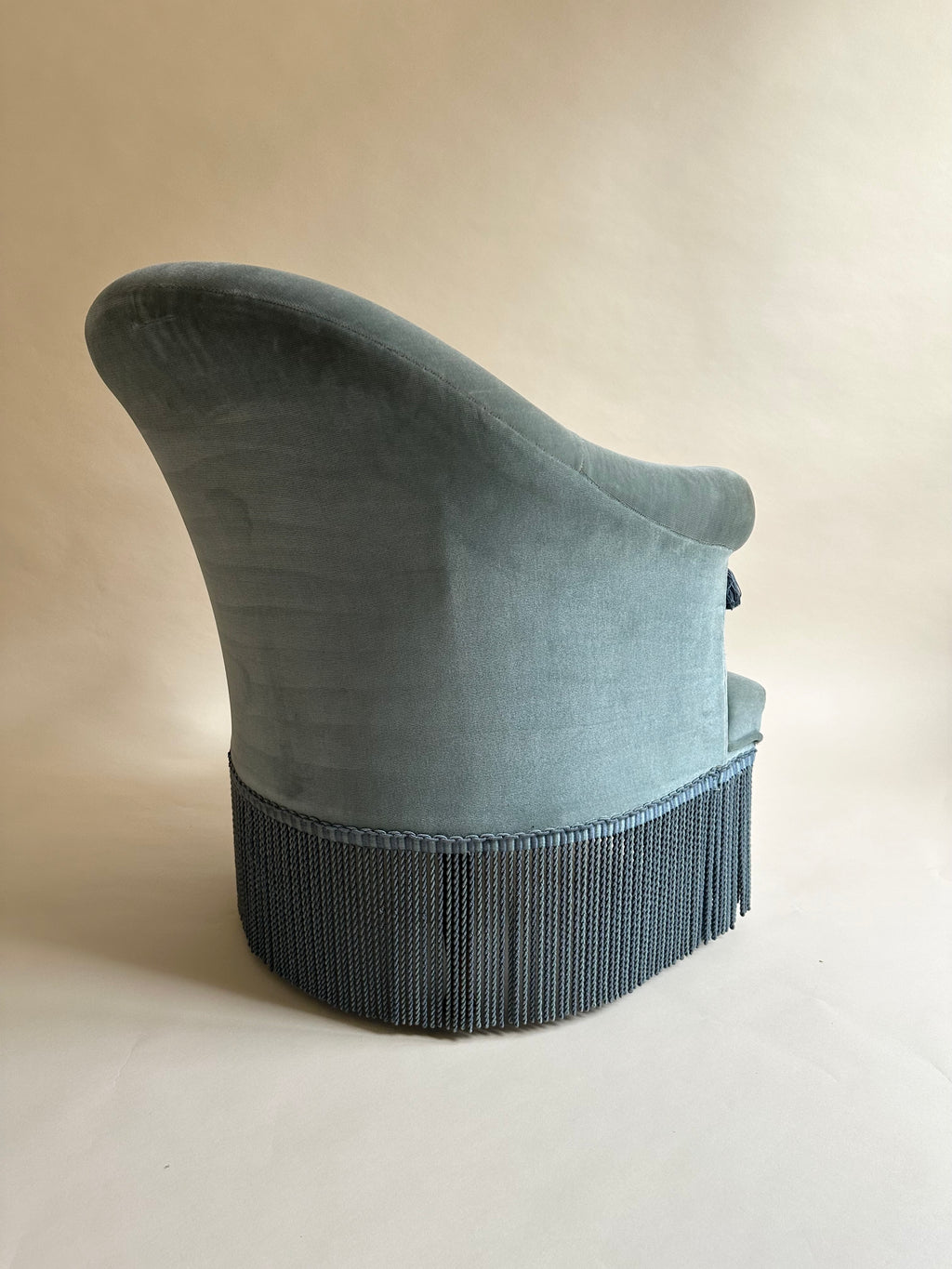 Fauteuils crapauds en velours bleu