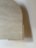 Table basse oeil en travertin
