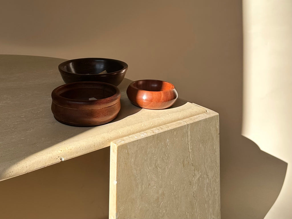 Table basse oeil en travertin