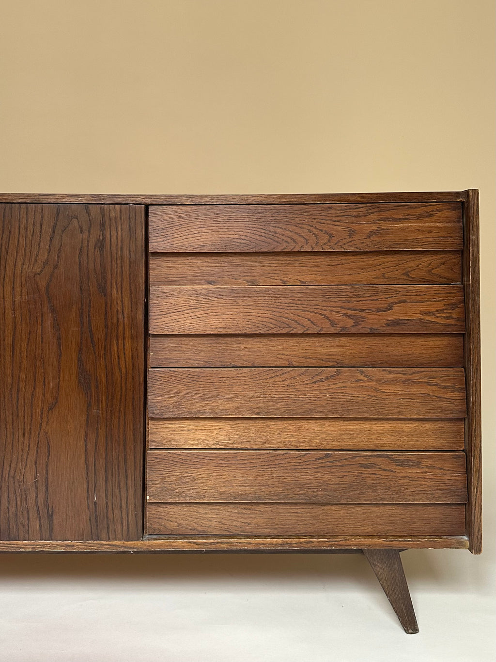 Enfilade U-460 Jiri Jiroutek