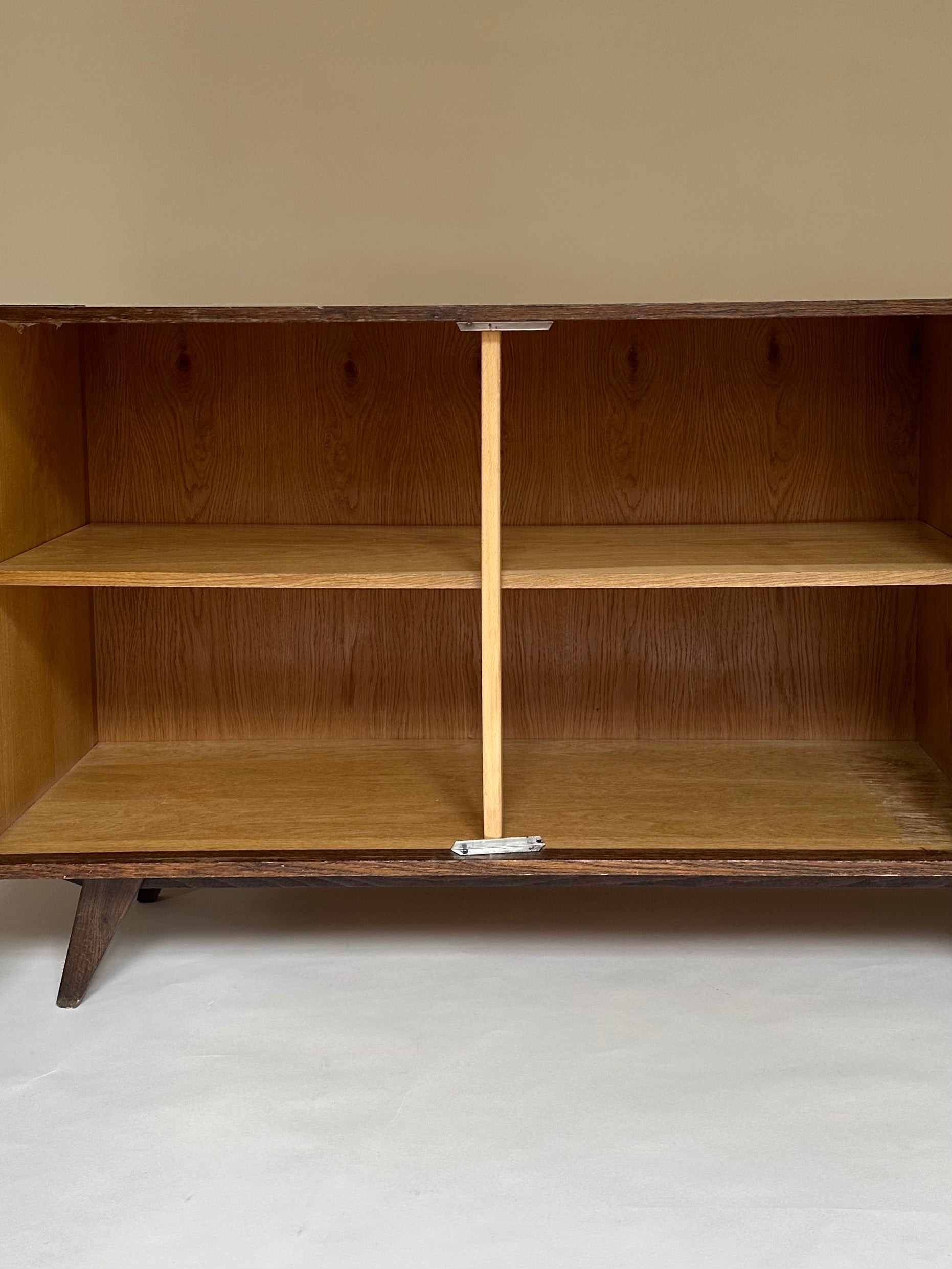 Enfilade U-460 Jiri Jiroutek