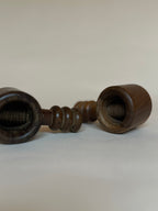 Paire de casses-noix en bois