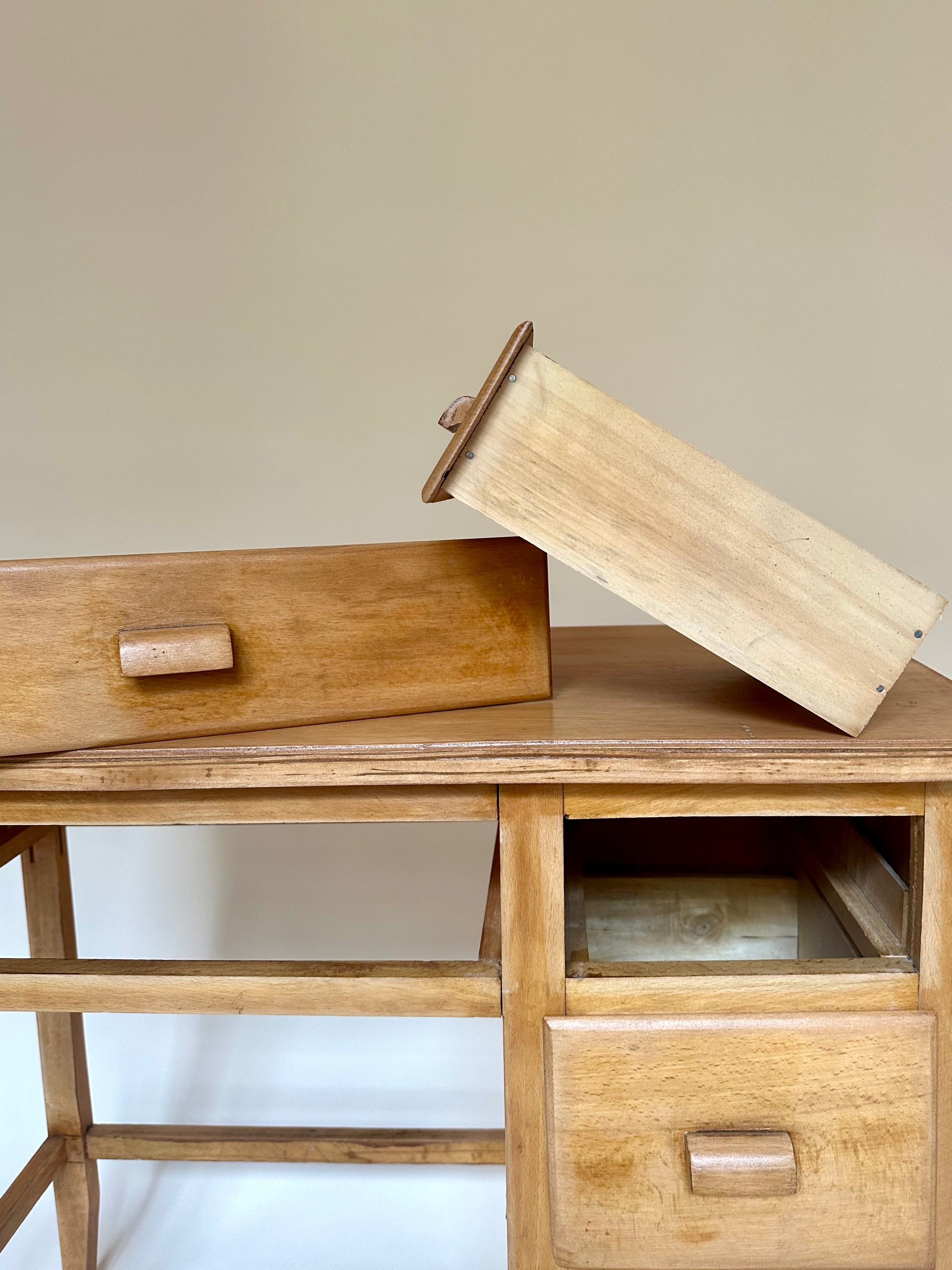 Bureau pour enfant vintage