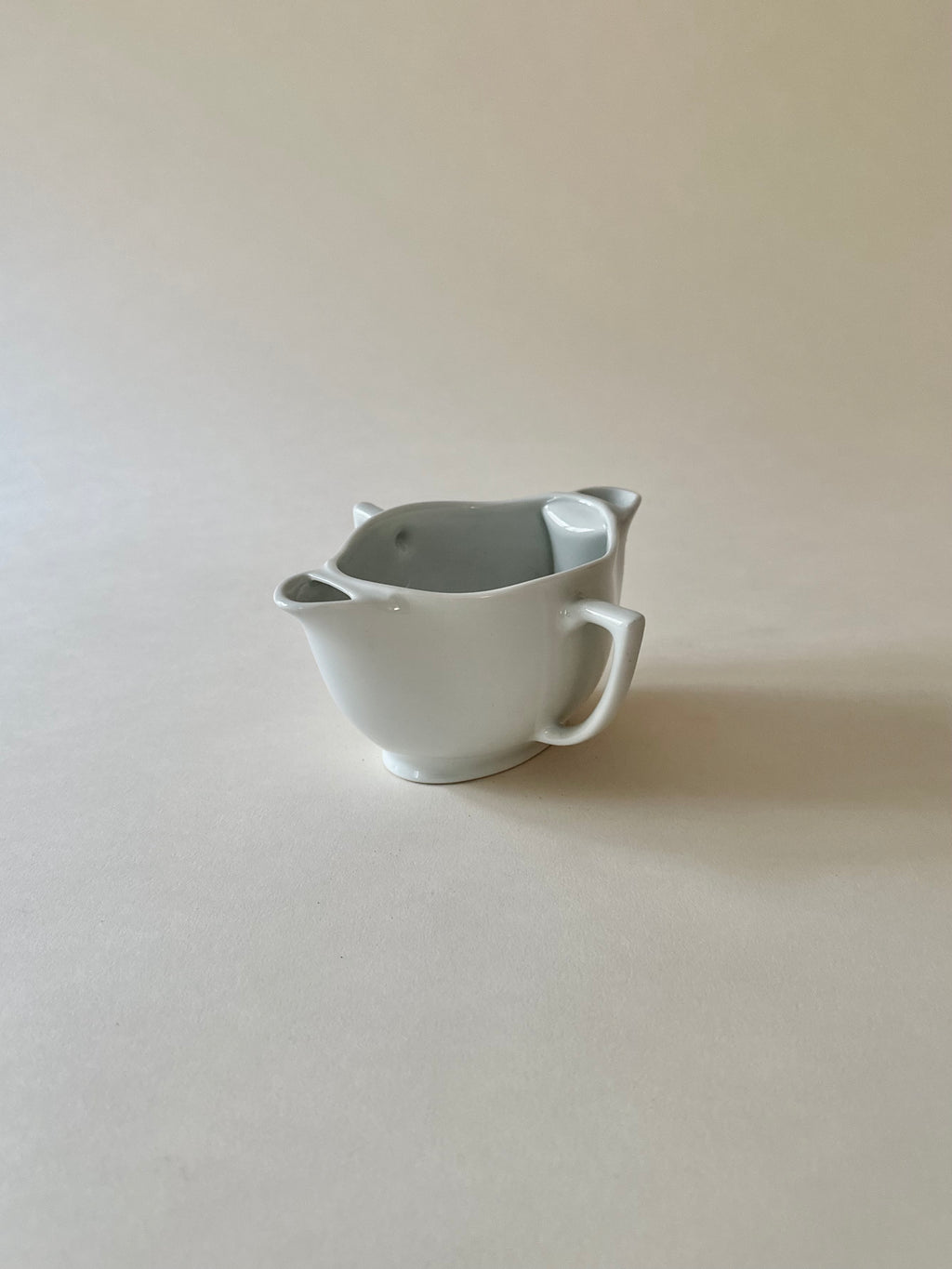 Saucière en porcelaine de Limoges
