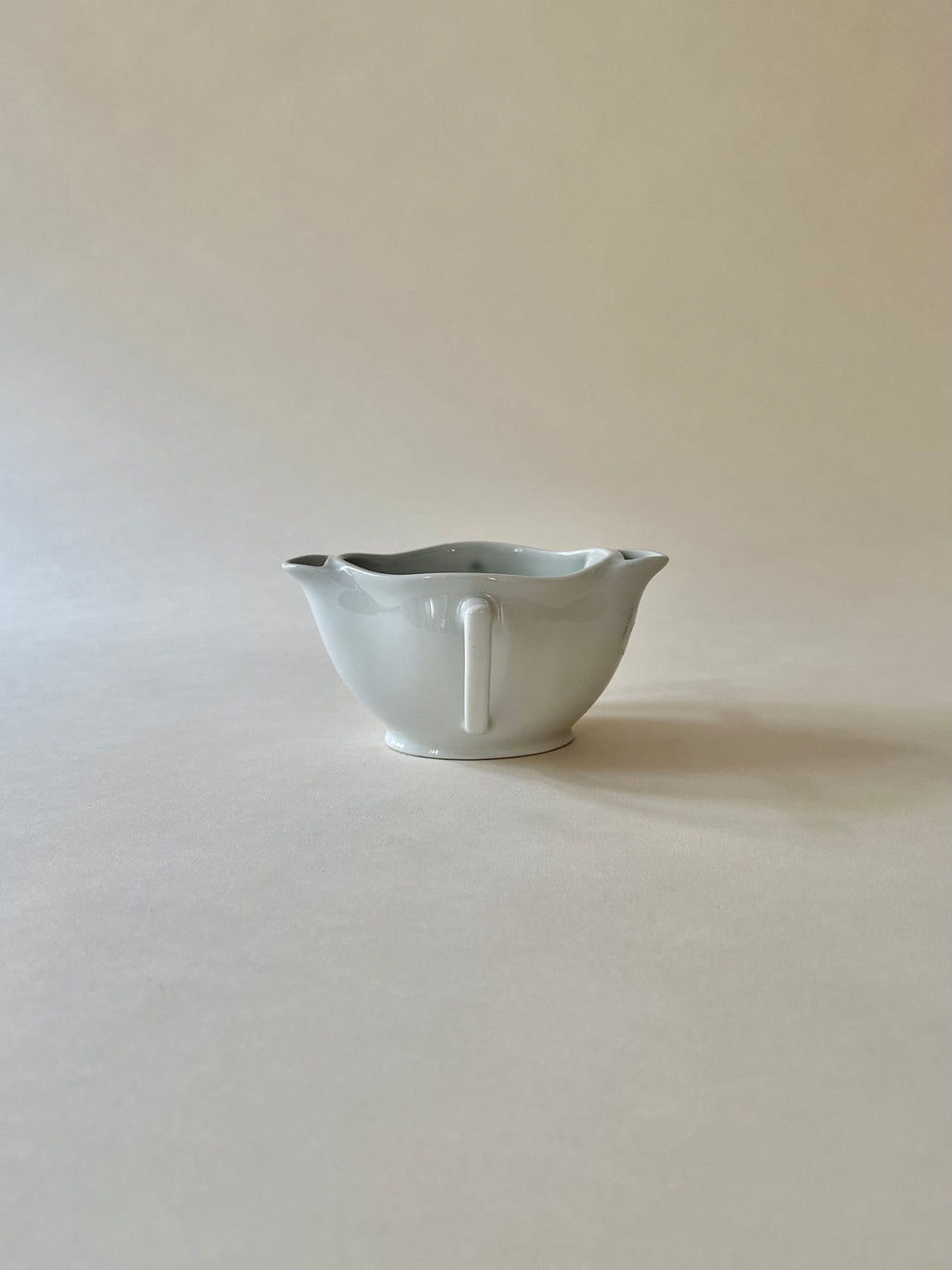 Saucière en porcelaine de Limoges