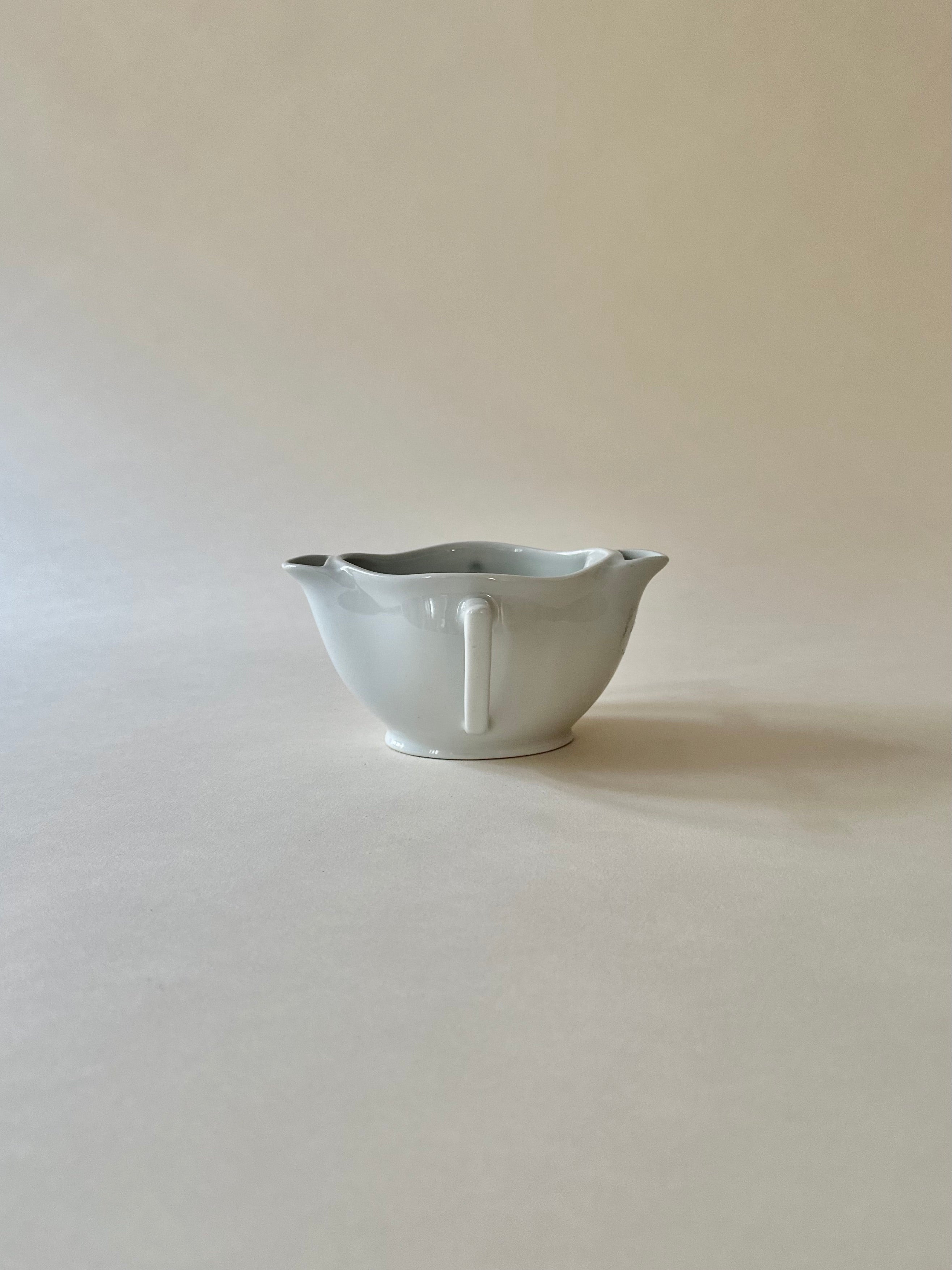 Saucière en porcelaine de Limoges