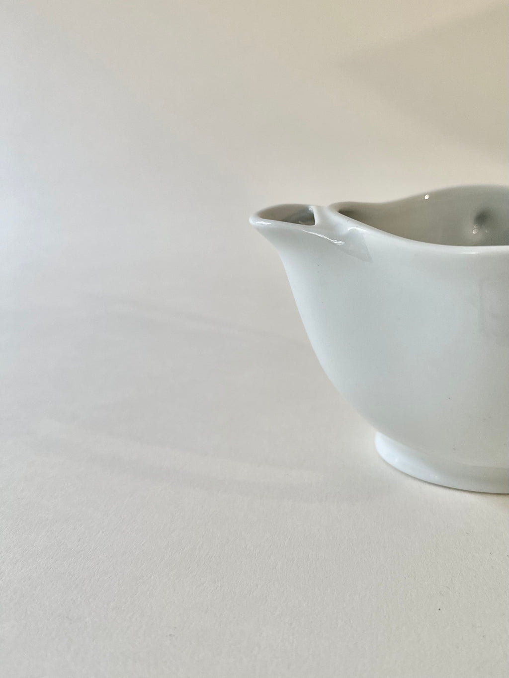 Saucière en porcelaine de Limoges