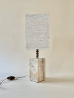 Lampe en onyx et laiton avec abat-jour carré