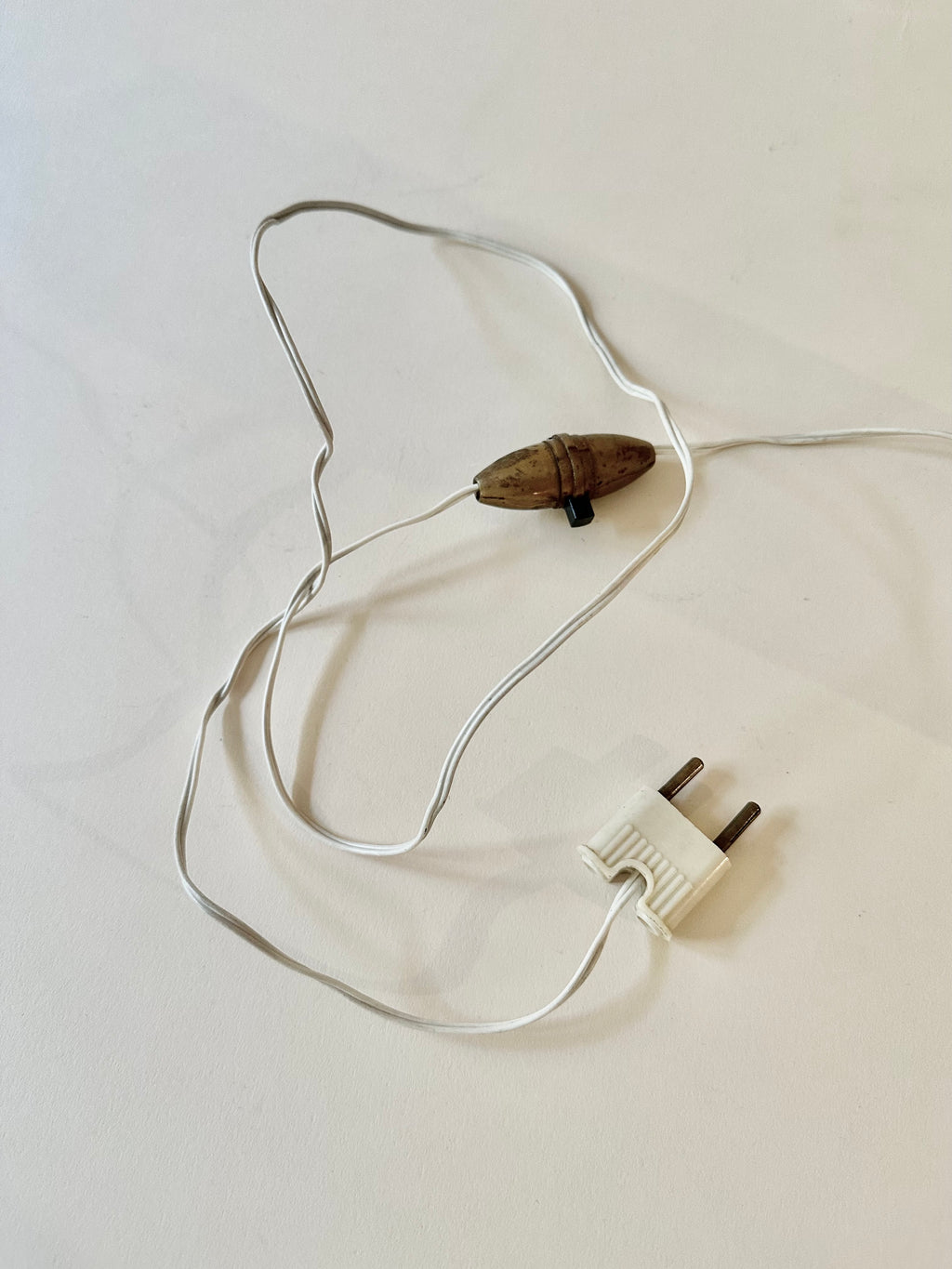 Lampe en onyx et laiton avec abat-jour carré