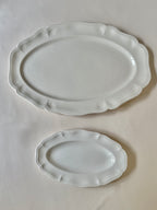 Plat et raviers chantournés en faïence de Sarreguemines
