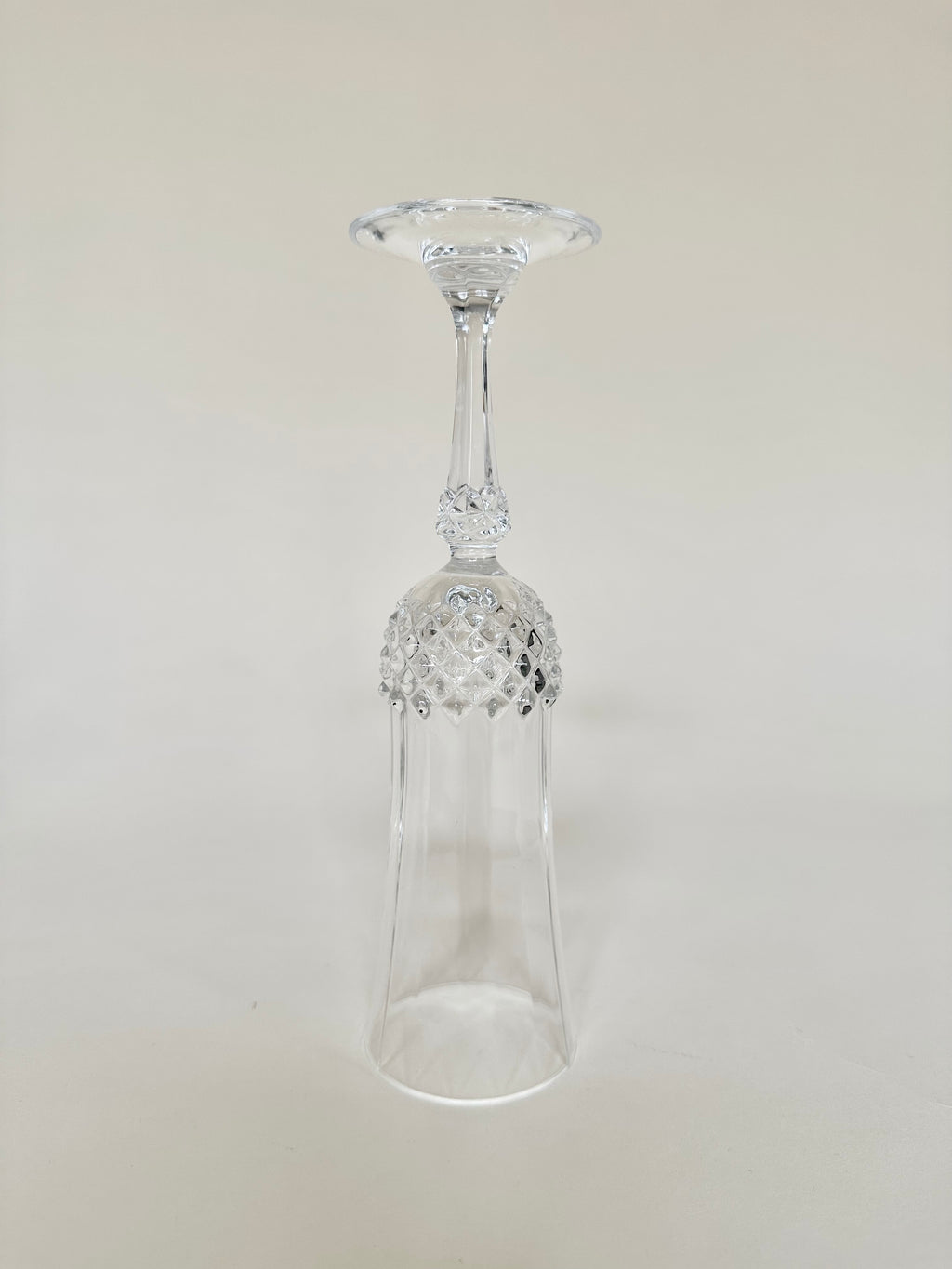 Set de cinq flûtes en verre