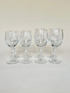 Set de quatre verres à eau et quatre verres à vin