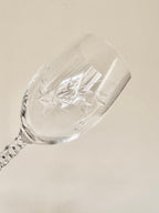 Série de six verres à vin et six verres à eau