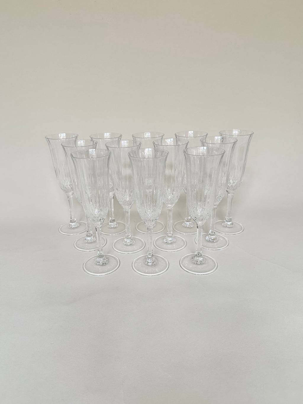 Set de 12 flûtes à champagne en cristal