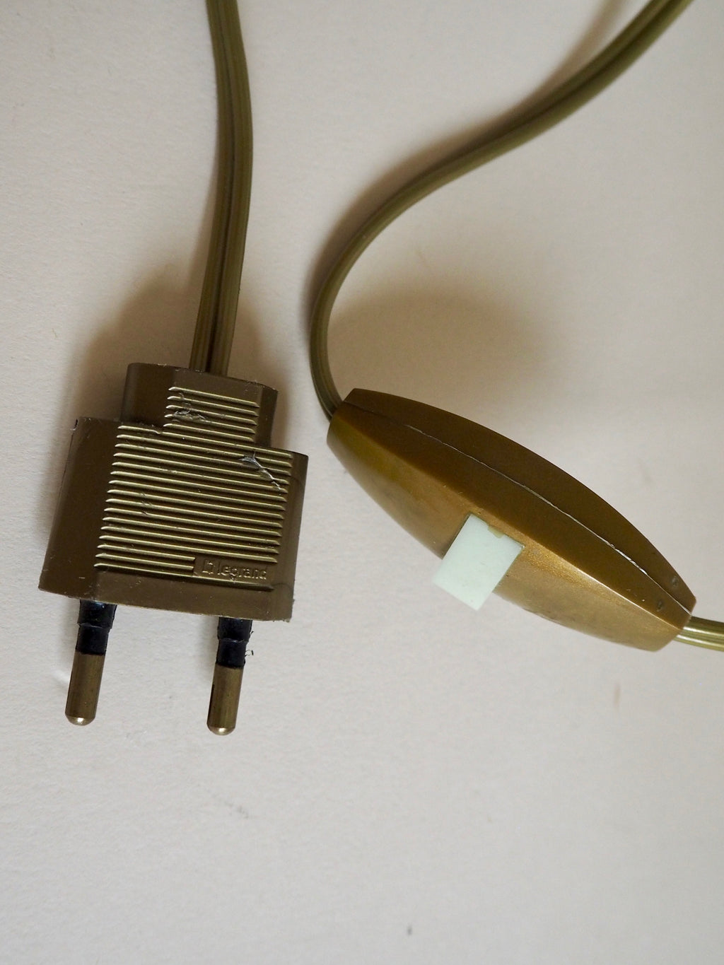 Lampe en bois avec abat-jour en block print