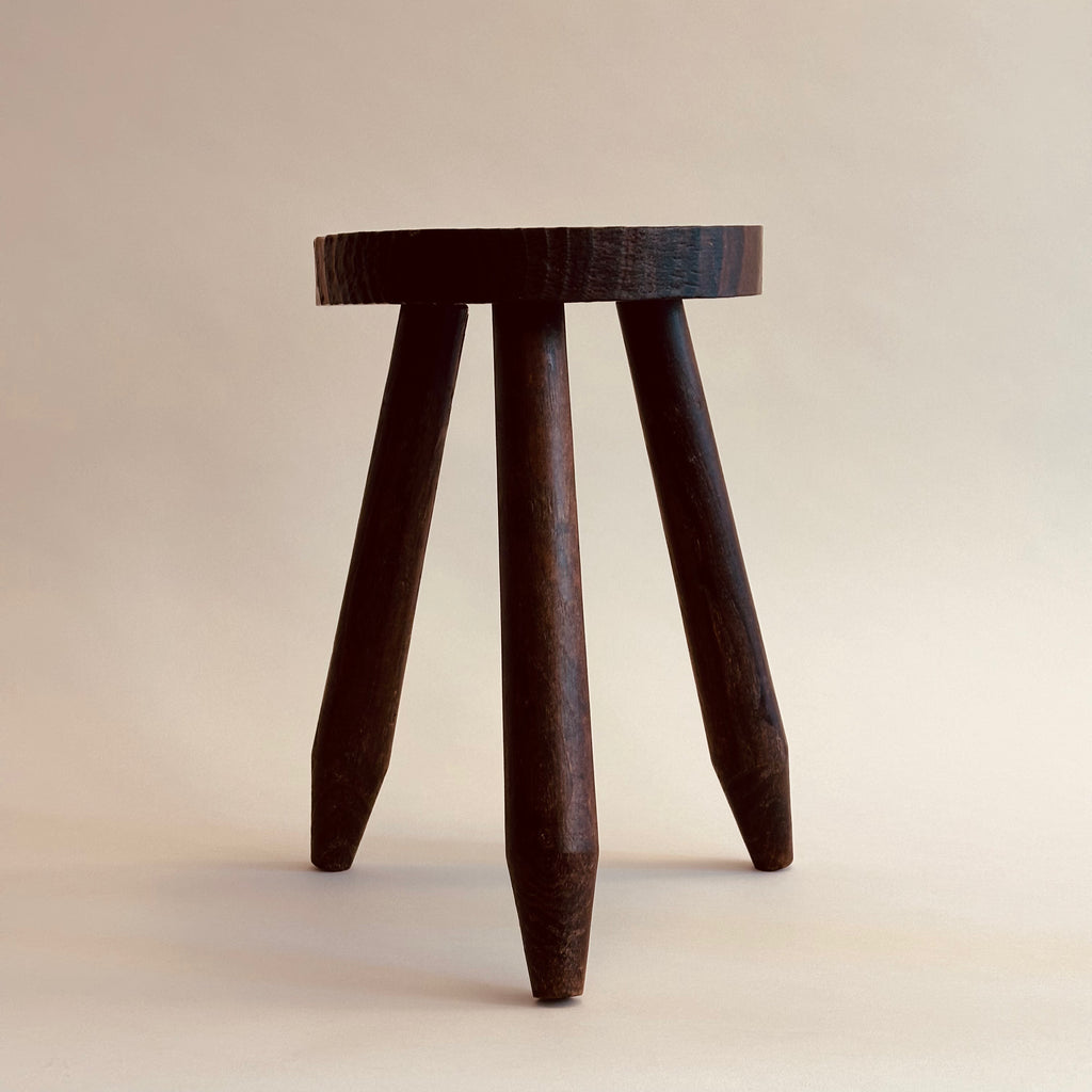 Tabouret tripode