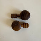 Paire de casses-noix en bois