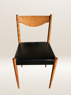 Set de 6 chaises modernistes avec assises en skaï noir