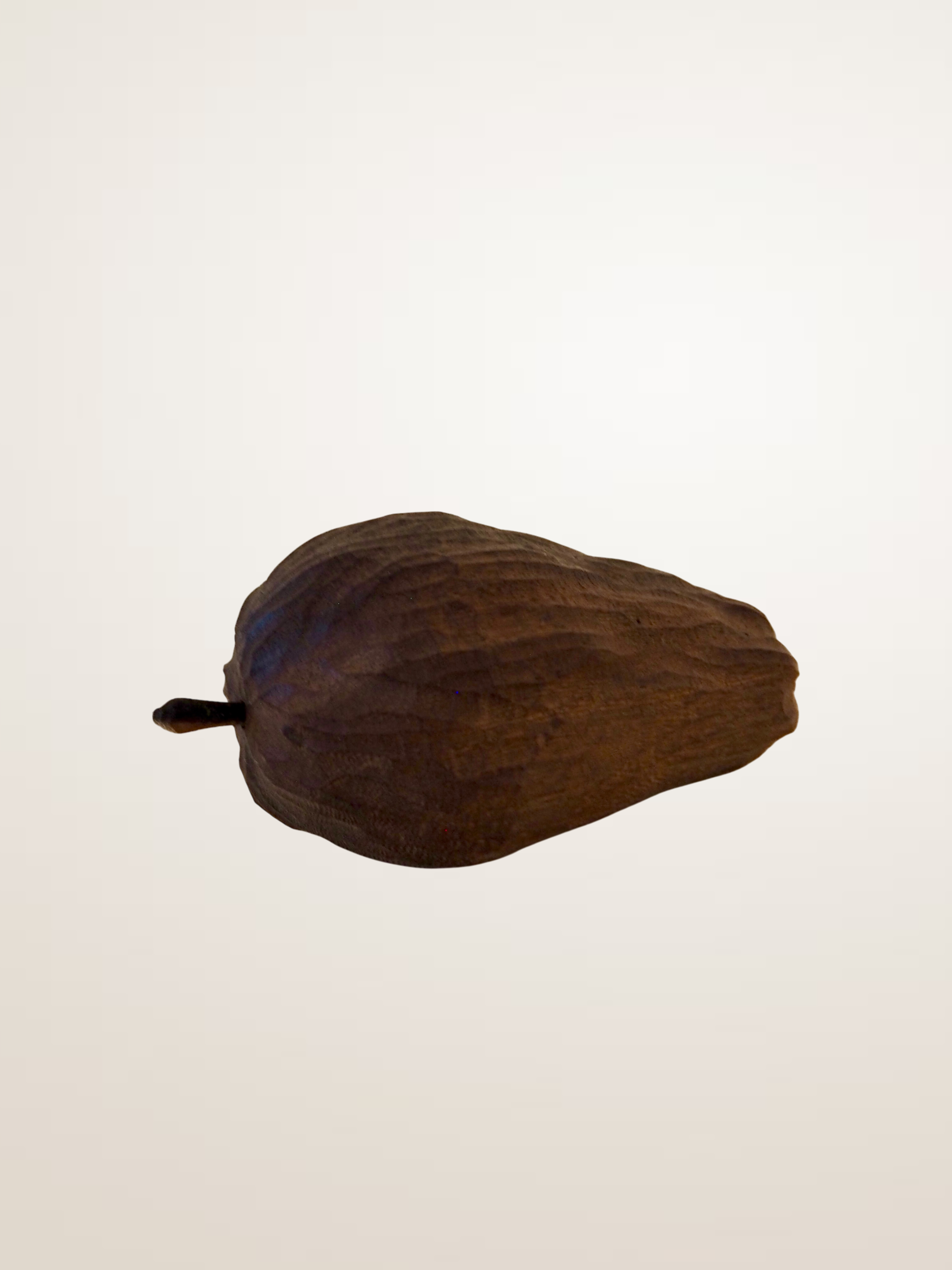 Ensemble de fruits décoratifs en bois sculpté